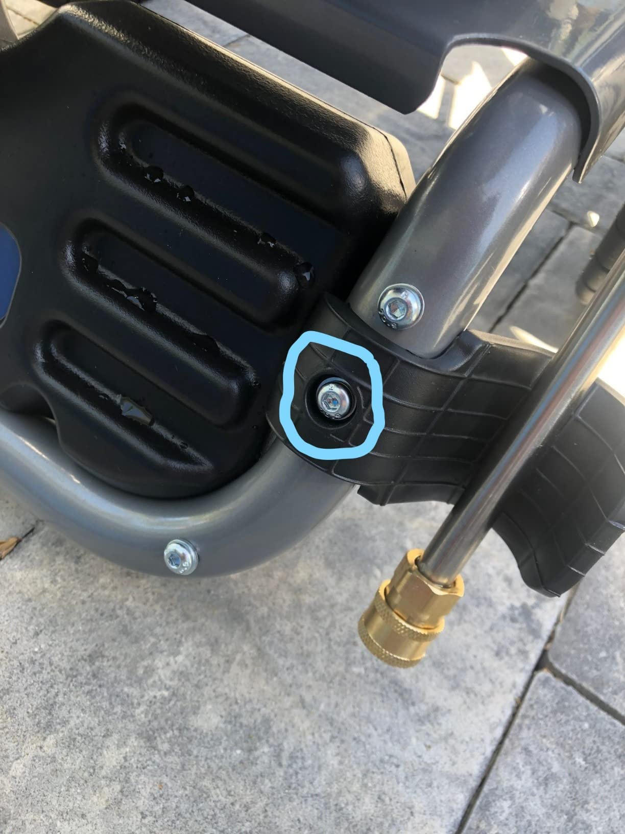Westinghouse WPX3200 Gas Pressure Washer, 3200 PSI and 2.5 GPM, Onboard Soap Tank, Spray Gun and Wand, 5 Nozzle Set, for Cars/Fences/Driveways/Homes/Patios/Furniture customer photo 2