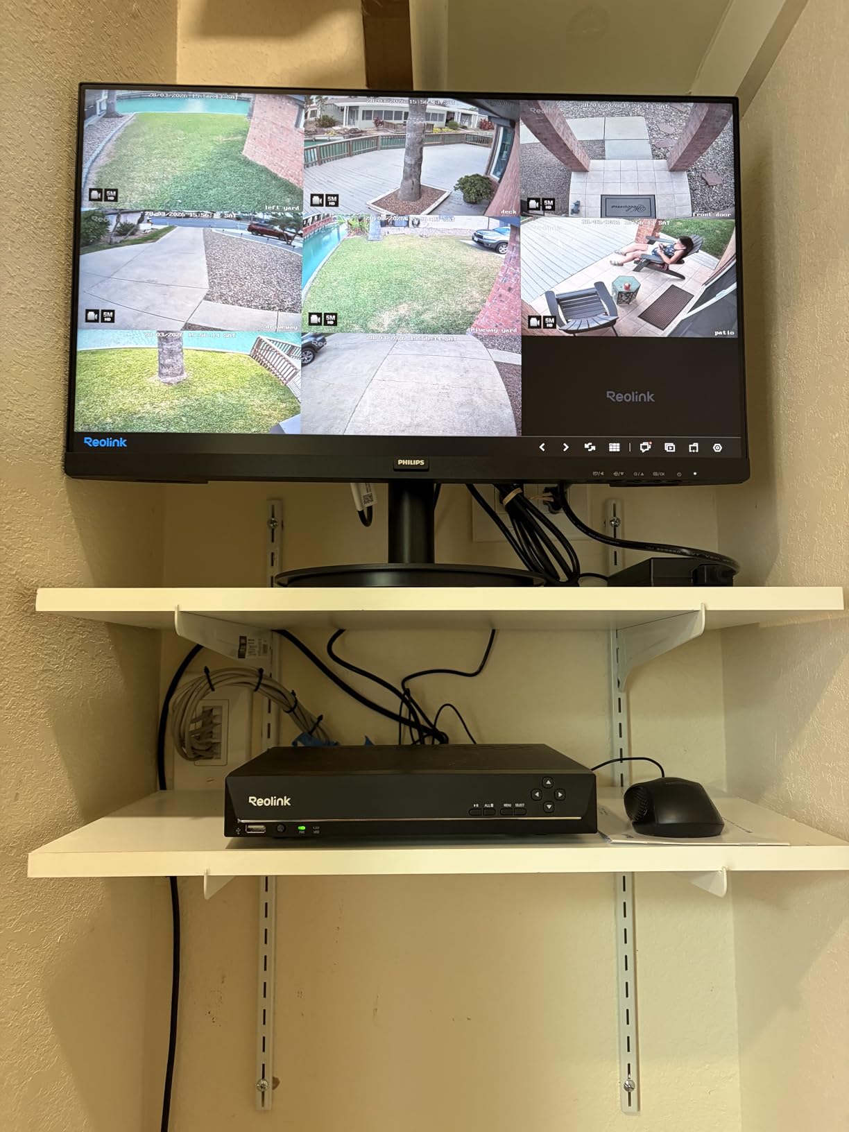 REOLINK 8CH 5MP Super HD Home Security Camera System RLK8-410B6-5MP customer photo 2