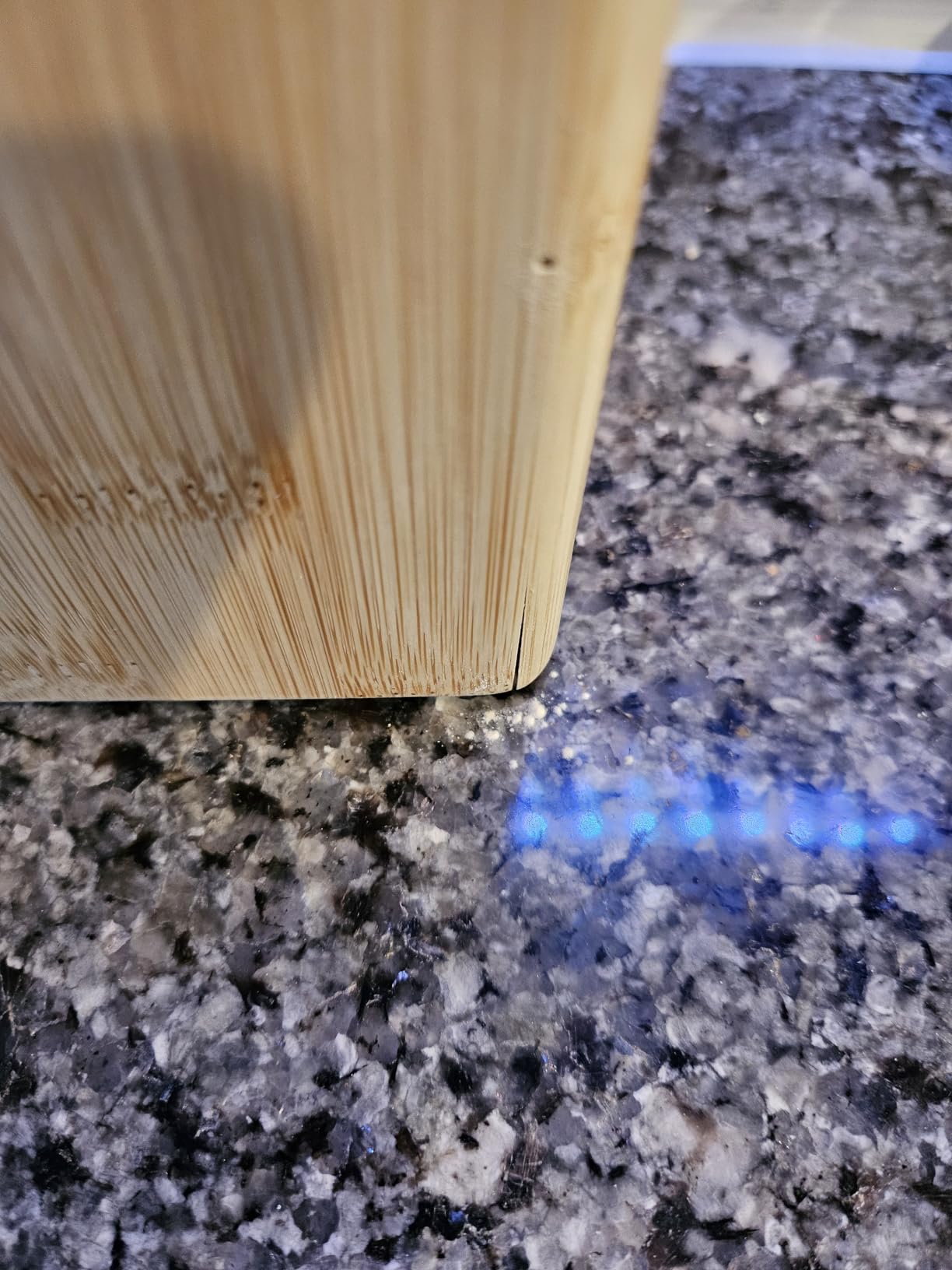 KITCHENDAO XL Bamboo Universal Knife Block Holder with Slots for Scissors and Sharpening Rod, Safe, Space Saver Knives Storage Stand Display without Knives, Unique Slot Design to Protect Blade customer photo 2