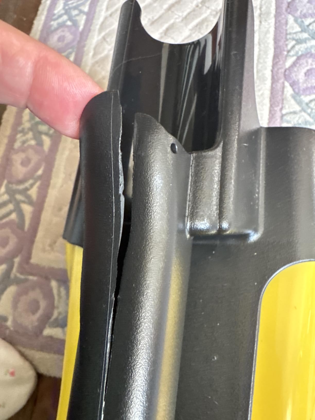 Eureka 3670M Canister Cleaner, Lightweight Powerful Vacuum for Carpets and Hard Floors, w/ 5bags,Yellow customer photo 2