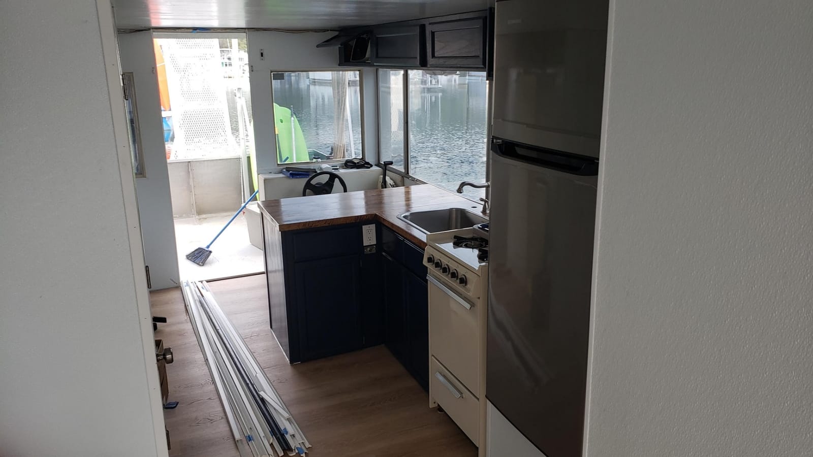 RecPro 10 Cu Ft 12V RV Refrigerator | Black | Frost-Free | Double Door customer photo 1