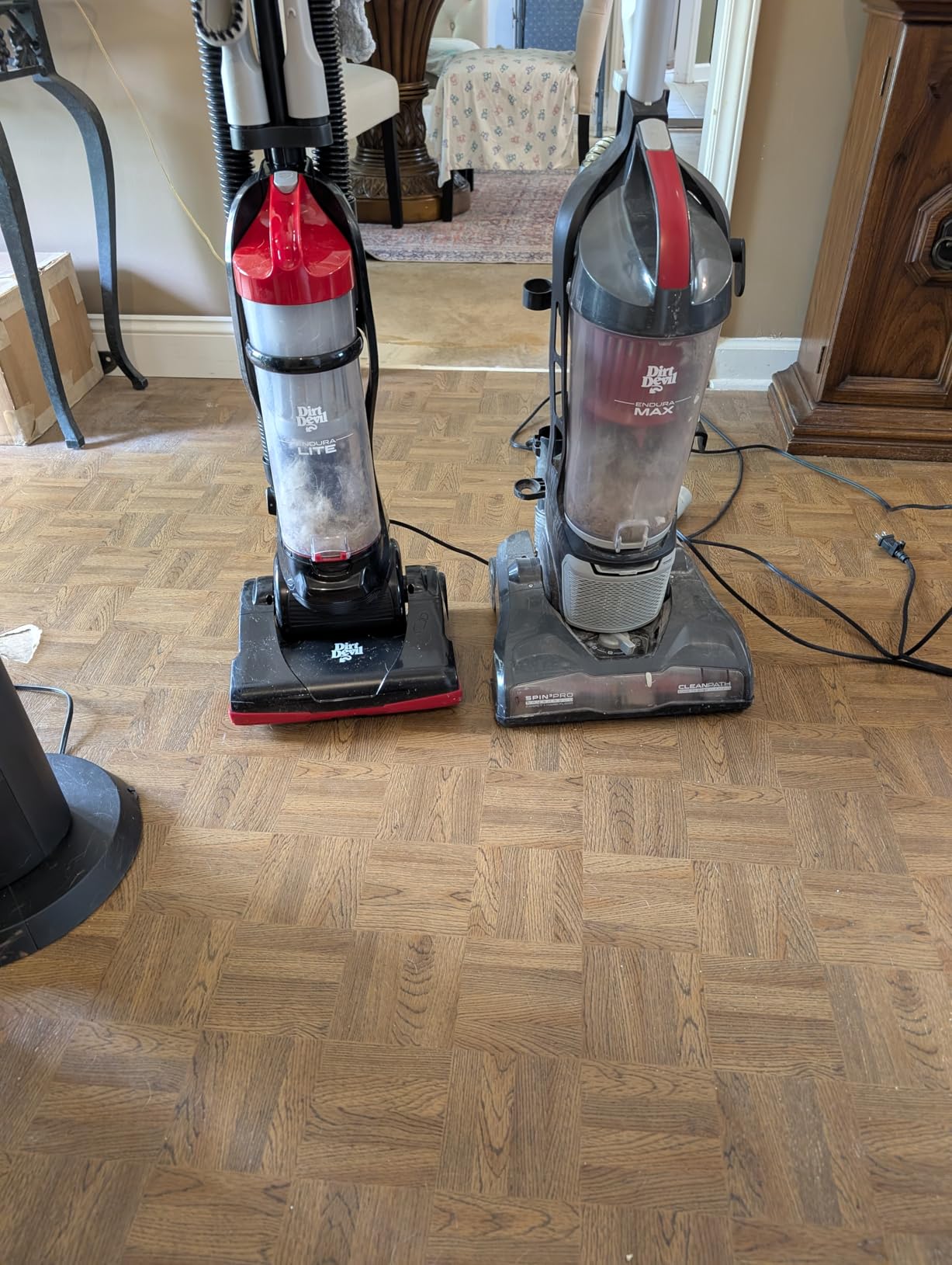 Dirt Devil Endura Lite Upright Bagless Vacuum Cleaner customer photo 2