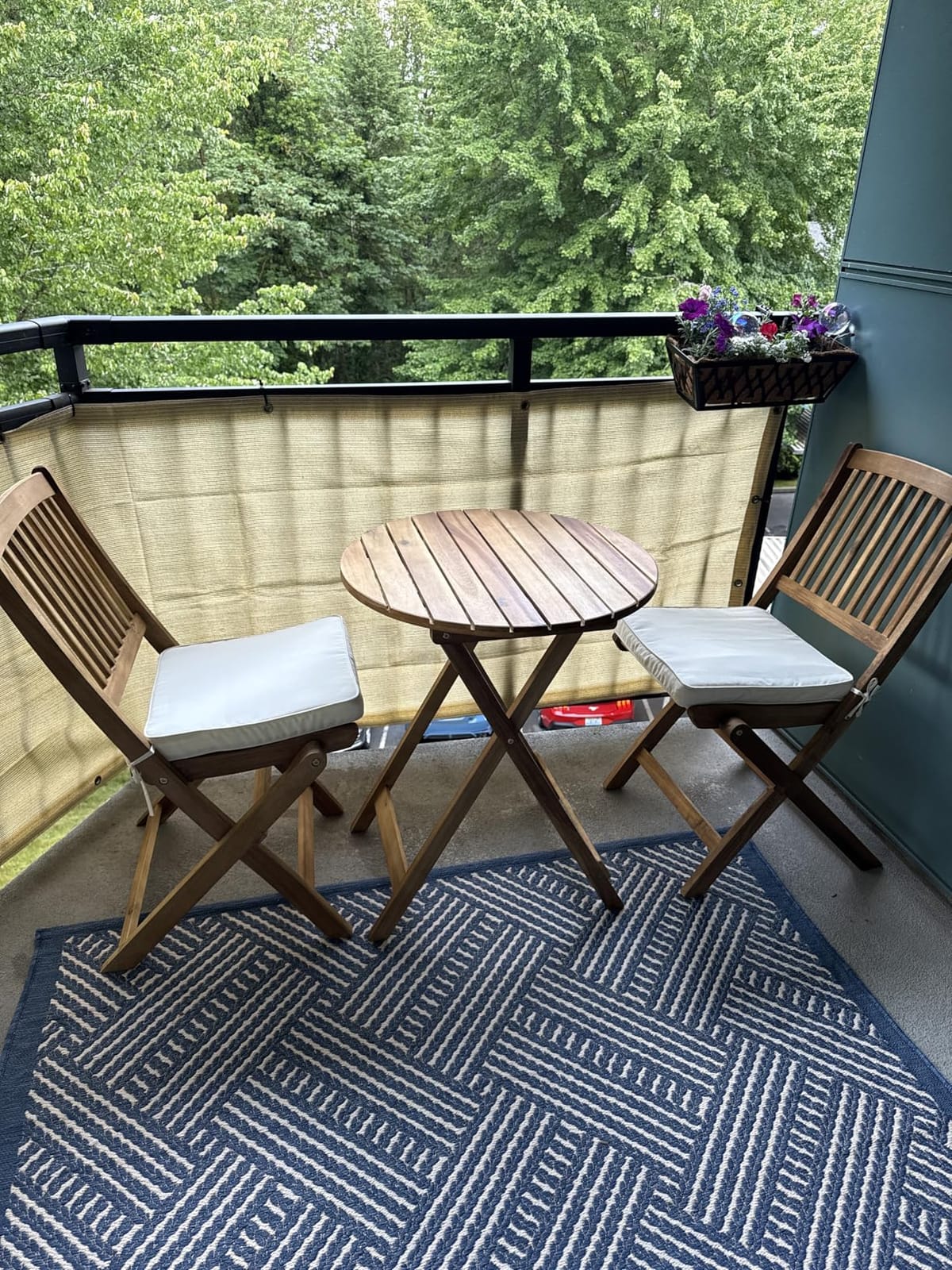 GIANTEX 3 Pieces Acacia Wood Bistro Set, Outdoor Folding Table & Chairs customer photo 2