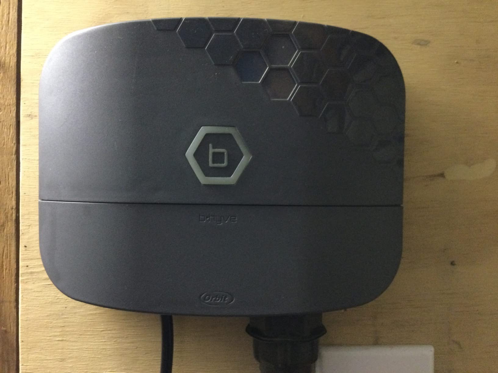 Orbit B-hyve XR 8-Zone Indoor/Outdoor Smart Sprinkler Timer - 57985 customer photo 1