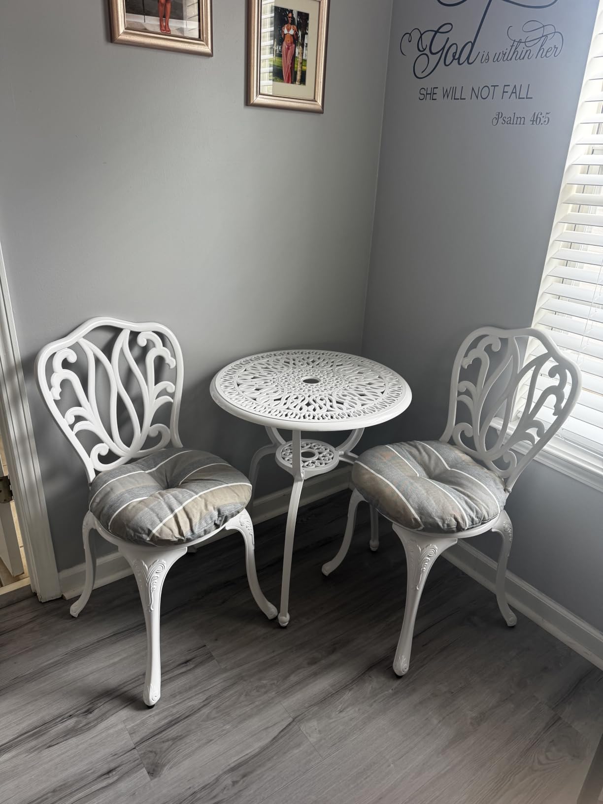C/G 3 Piece Bistro Set,Outdoor Patio Set,Anti-Rust Cast Aluminum Bistro Table Set for Park Yard Front Porch Furniture(Antique Copper) customer photo 1