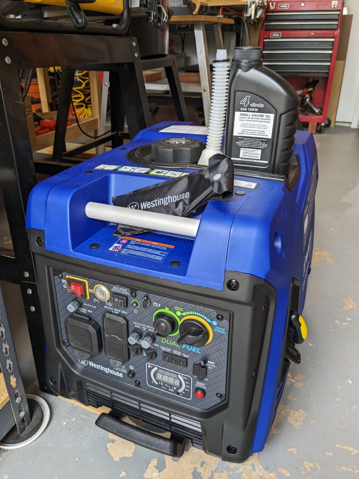 Westinghouse 5000 Peak Watt Super Quiet Dual Fuel Portable Inverter Generator, Remote Electric Start, Gas & Propane Powered, RV Ready 30A Outlet, Parallel Capable, Blue/Black customer photo 2