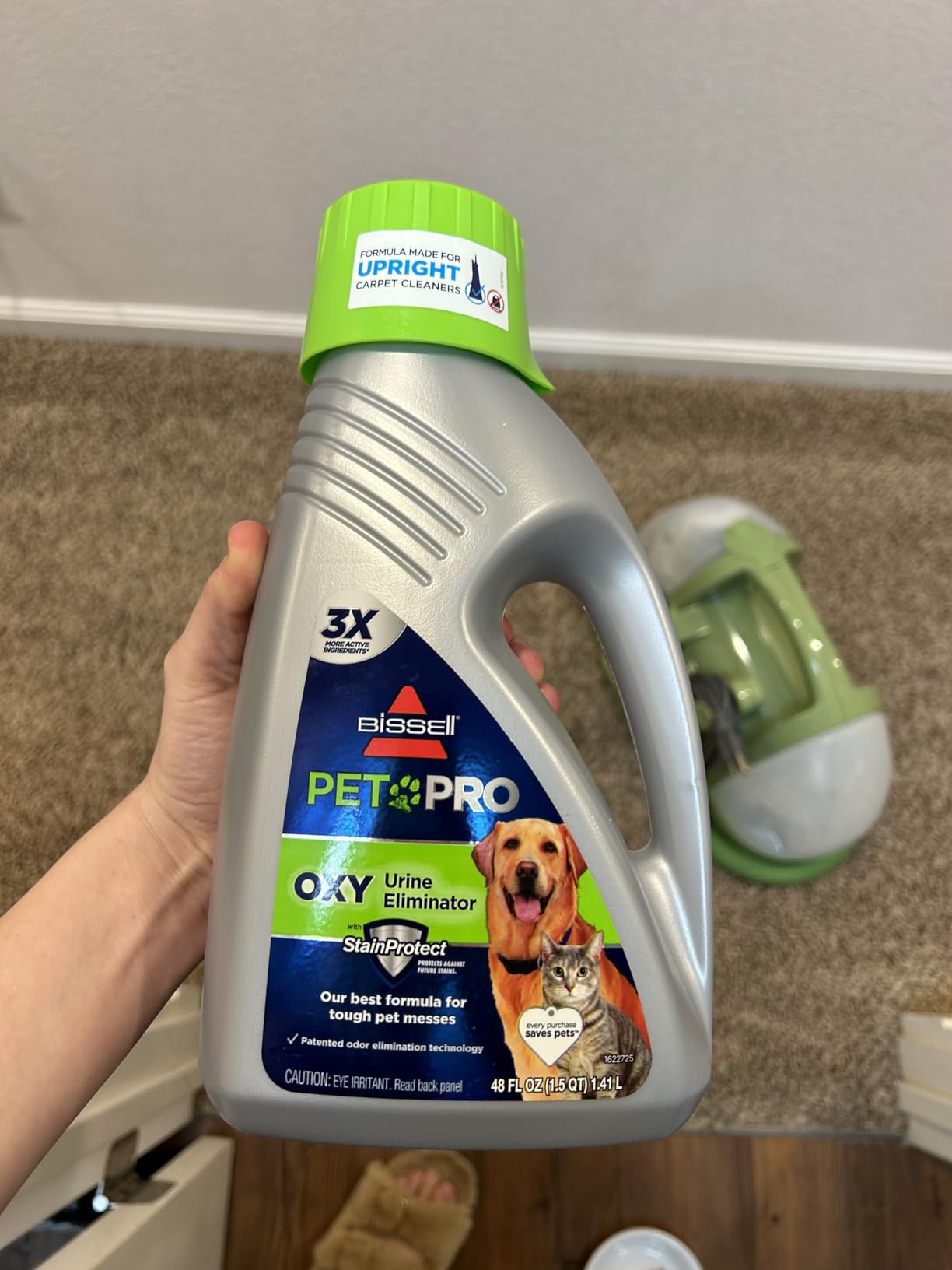 Bissell PET PRO OXY Spot & Stain Formula for Portable Carpet Cleaners, 32 oz., 2034 customer photo 1