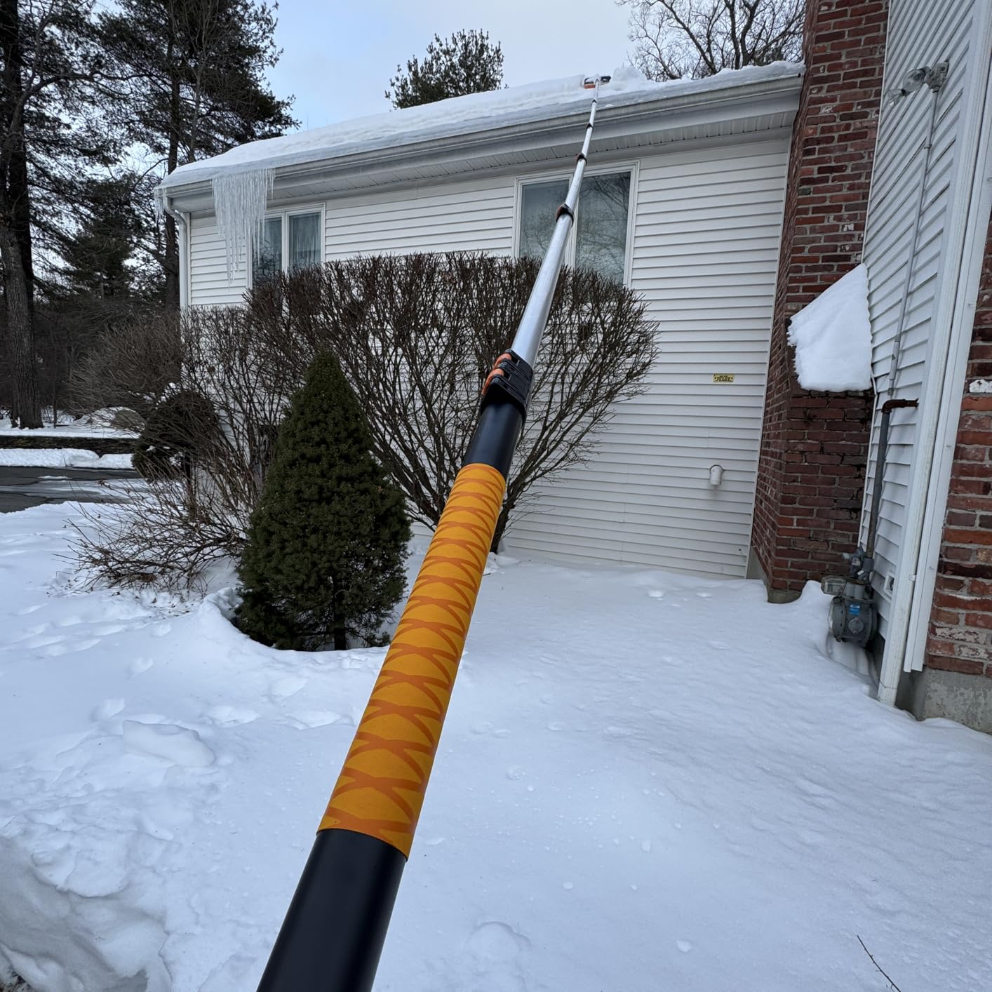 30-Foot Exterior House Cleaning Brush Set with 5-24 ft Extension Pole customer photo 2