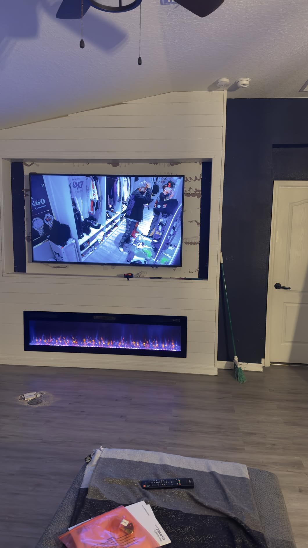 Vitesse 30 Inch Ultra Thin Electric Fireplace-Narrow Bezel Linear Fireplace Heater Recessed Wall Mounted, Remote and Screen Control, 8H Sleep Timer, Low Noise, 750/1500W for Living Room, Bedroom customer photo 1