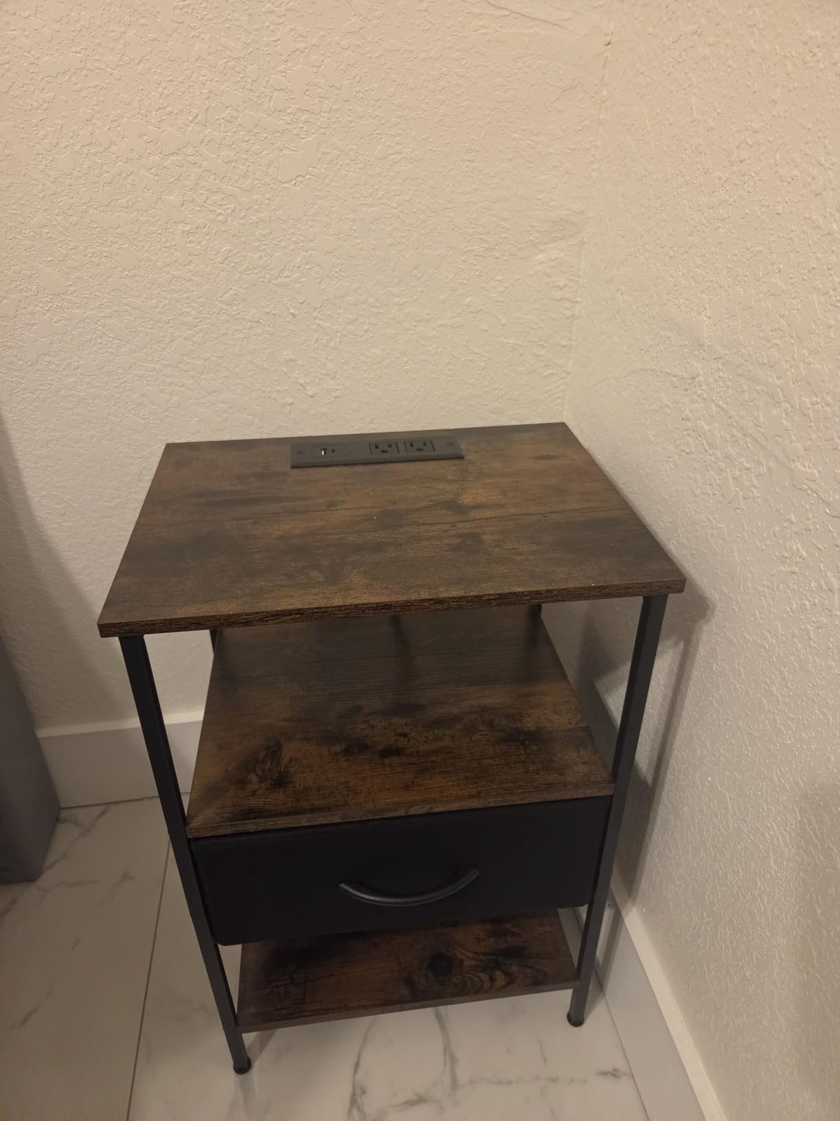 SUPERJARE Nightstand with Charging Station, USB-C Port, Bedside Table customer photo 2