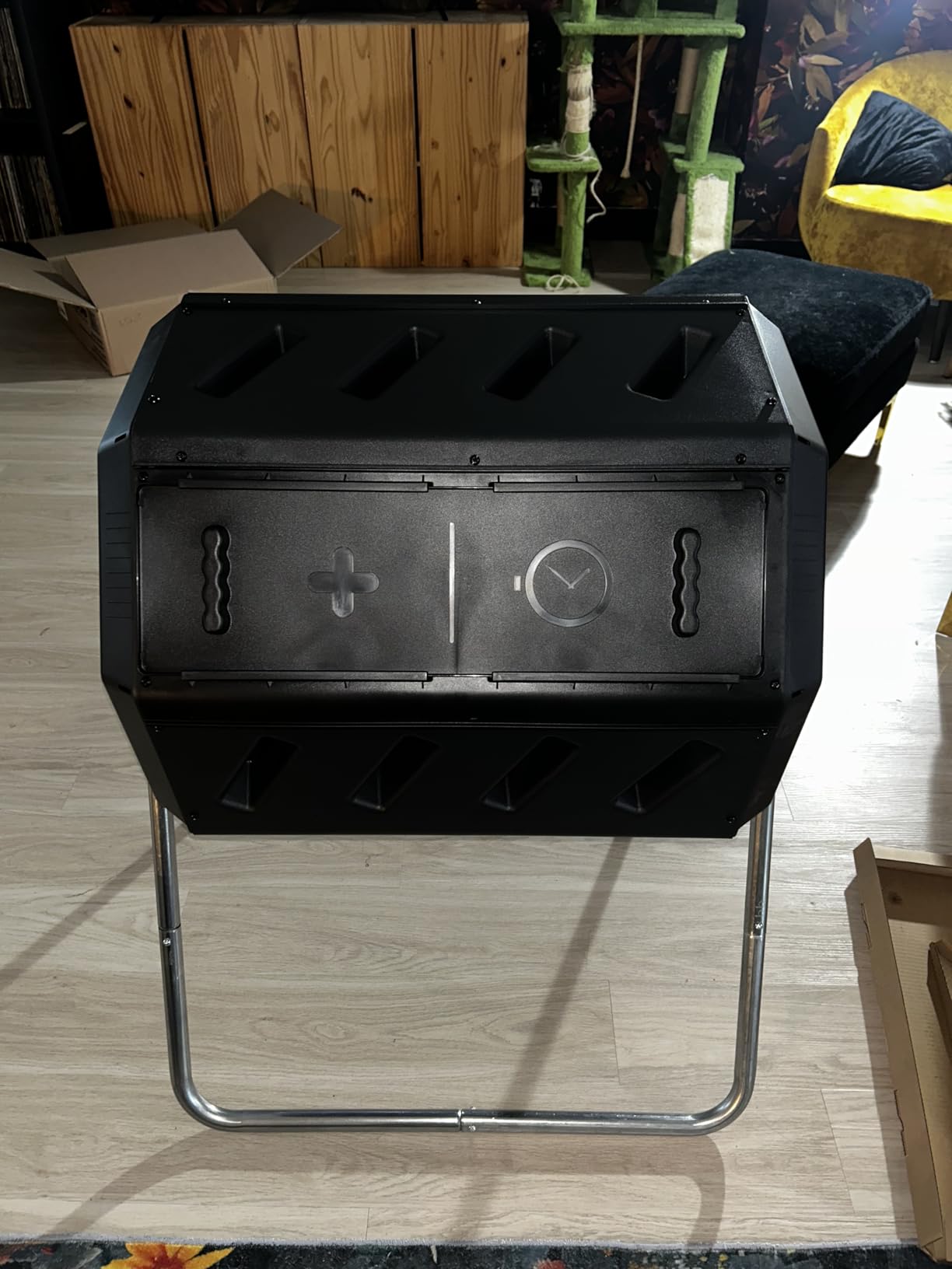FCMP Outdoor IM2000 Tumbling Composter Canadian-Made, 100% Recycled Resin - Outdoor Rotating Compost Tumbler Bin for Garden, Kitchen, and Yard Waste, Black (22 Gallon) customer photo 1