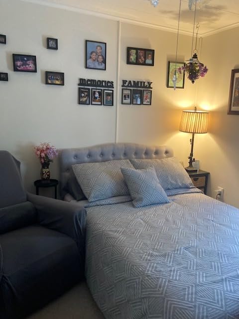 Iroomy Upholstered Headboard, Button Diamond Tufted Headboards with Adjustable Height and Solid Wood Leg, Linen Fabric Padded Headboard for King Size Bed, Mordern Head Board (Grey, King) customer photo 1