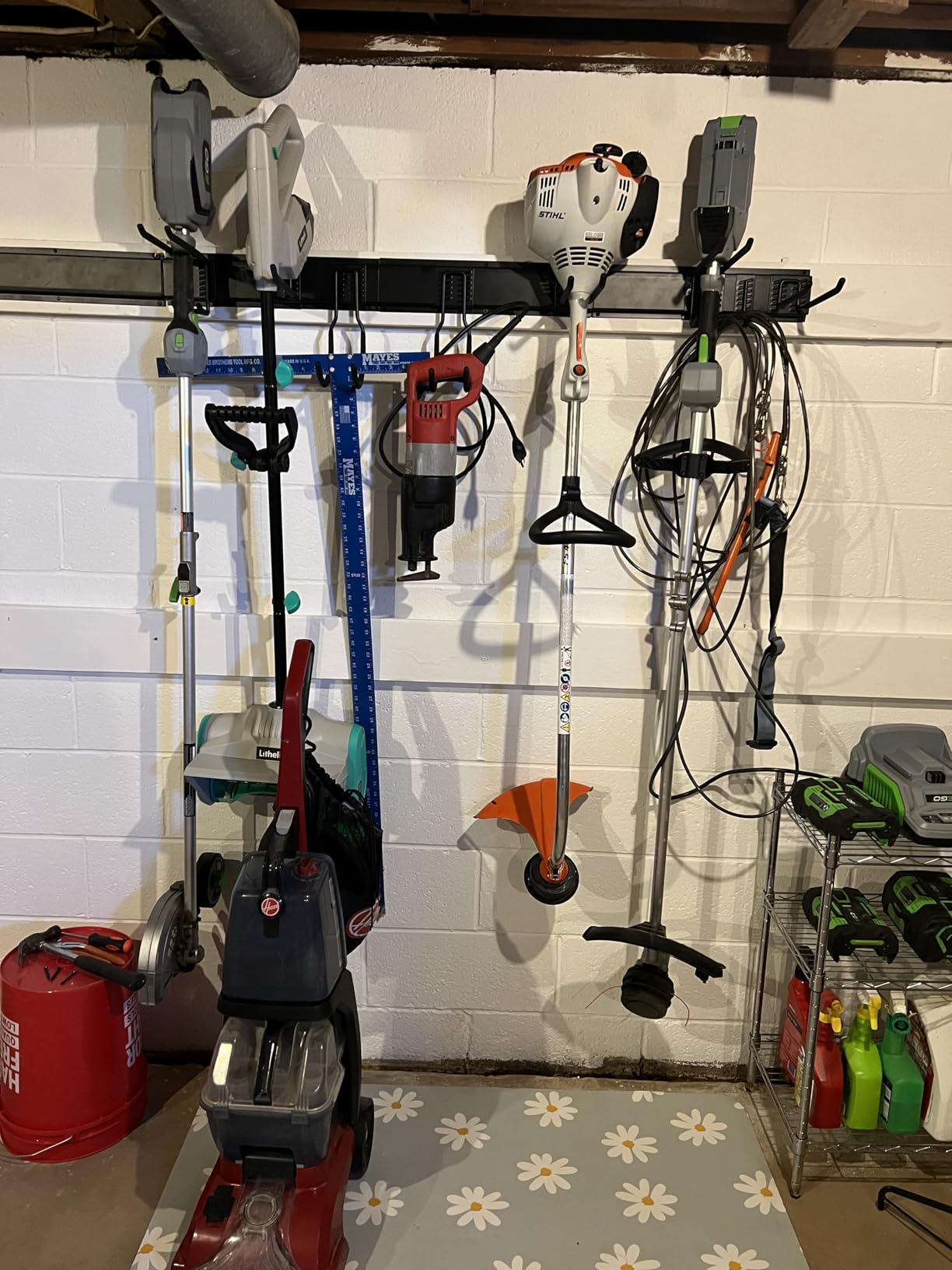 Sttoraboks Garage Tool Storage Rack, Heavy Duty Garage Storage Organizer Rack System Wall Mounted Tool with 12 double hooks, 4 rails Garden Tool Rack customer photo 2