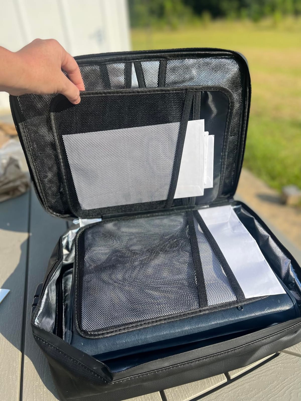 ENGPOW 5200°F Fireproof Document Bag with Lock,8 Layers Heat Insulated customer photo 1