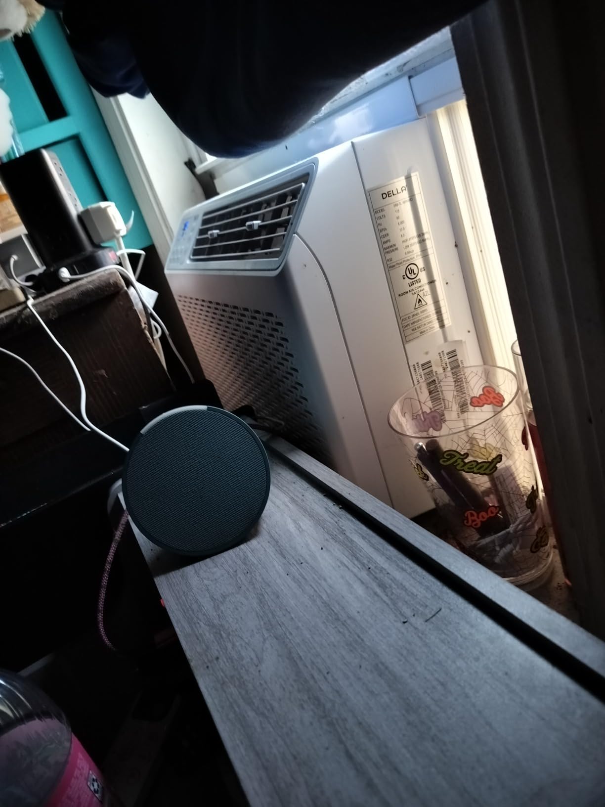 DELLA 8000 BTU Energy Saving Window Air Conditioner, Work with Alexa, Cools Up to 350 Sq. Ft, GEO Location, AC Unit with WIFI Smart Controls, Remote, Dehumidifier, Fan, Reusable Filter, Easy Install customer photo 1