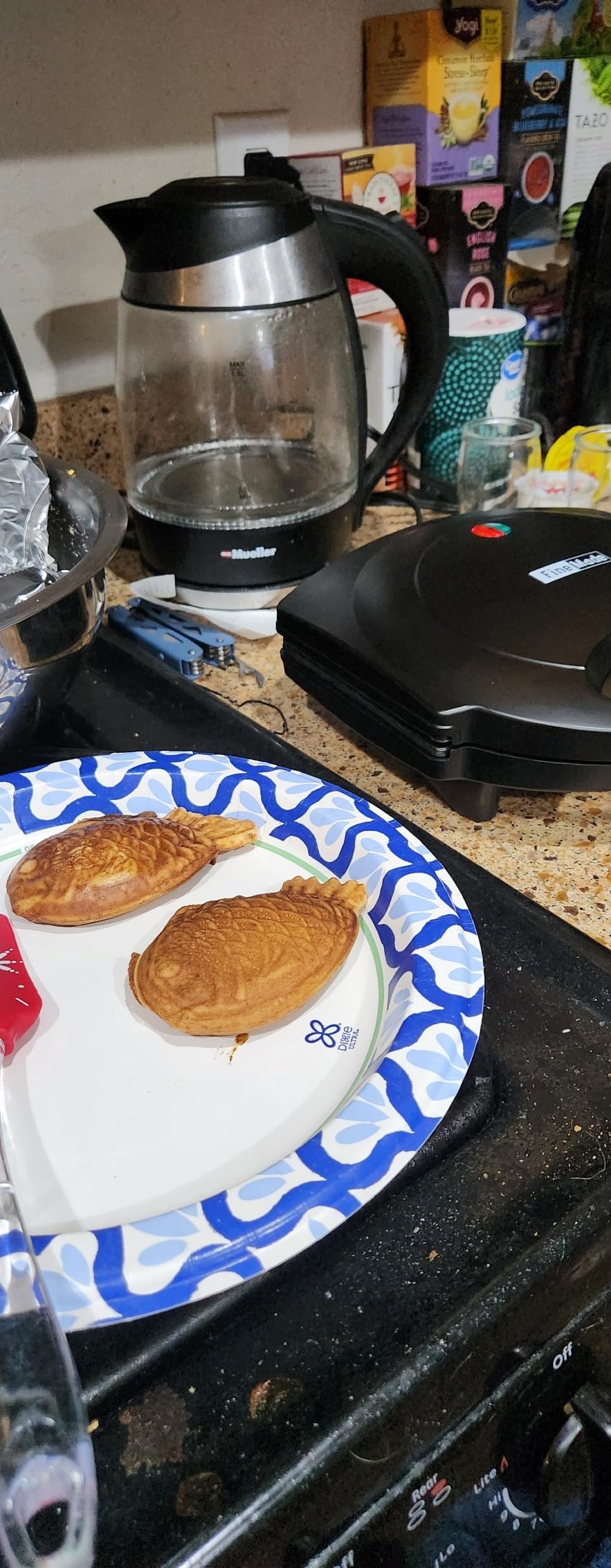 FineMade Belgian Waffle Maker with Removable Plates, Waflera Electrica, Large Waffle Iron, 3 in 1 Panini Grill Press Breakfast Sandwich Maker, Electric Griddle, Grilled Cheese Maker, Breakfast Station customer photo 2