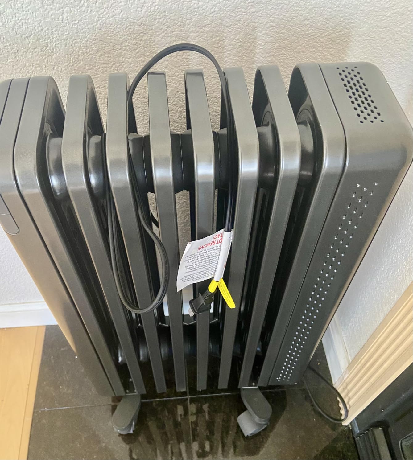 DREO Radiator Heater, 1500W Oil Filled Radiator Heater for Indoor Use customer photo 1