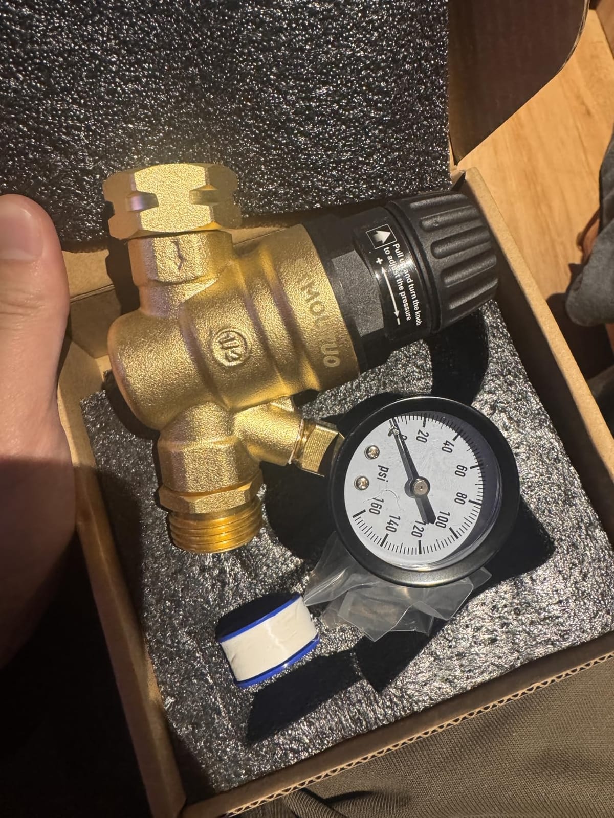 STMOUTUO RV Water Pressure Regulator Valve for Camper. Lead-Free Brass. customer photo 2