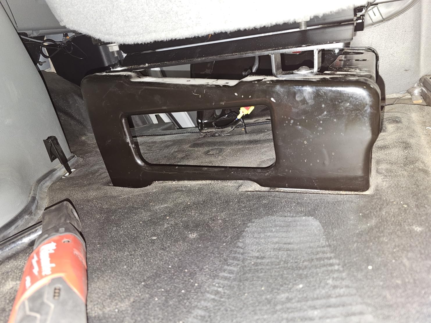 Front Right Passenger Seat Swivel Kit Replacement for Ford Econoline E150 E250 E350 E450 1997-2024 Passenger Seat Swivel Base,Black customer photo 1