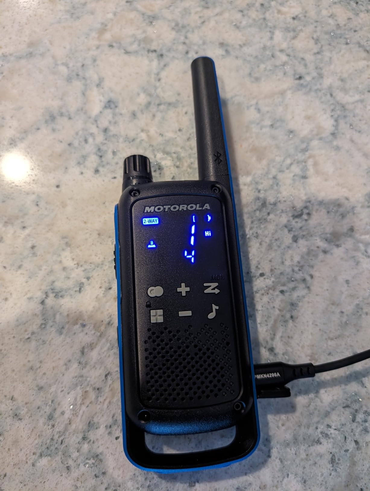 Motorola Solutions, Portable FRS, T802, Talkabout, Two-Way Radios Waterproof IP54 Walkie Talkie Emergency Preparedness, Rechargable, 22 Channel, 35 Mile, Black W/Blue, 2 Pack customer photo 2