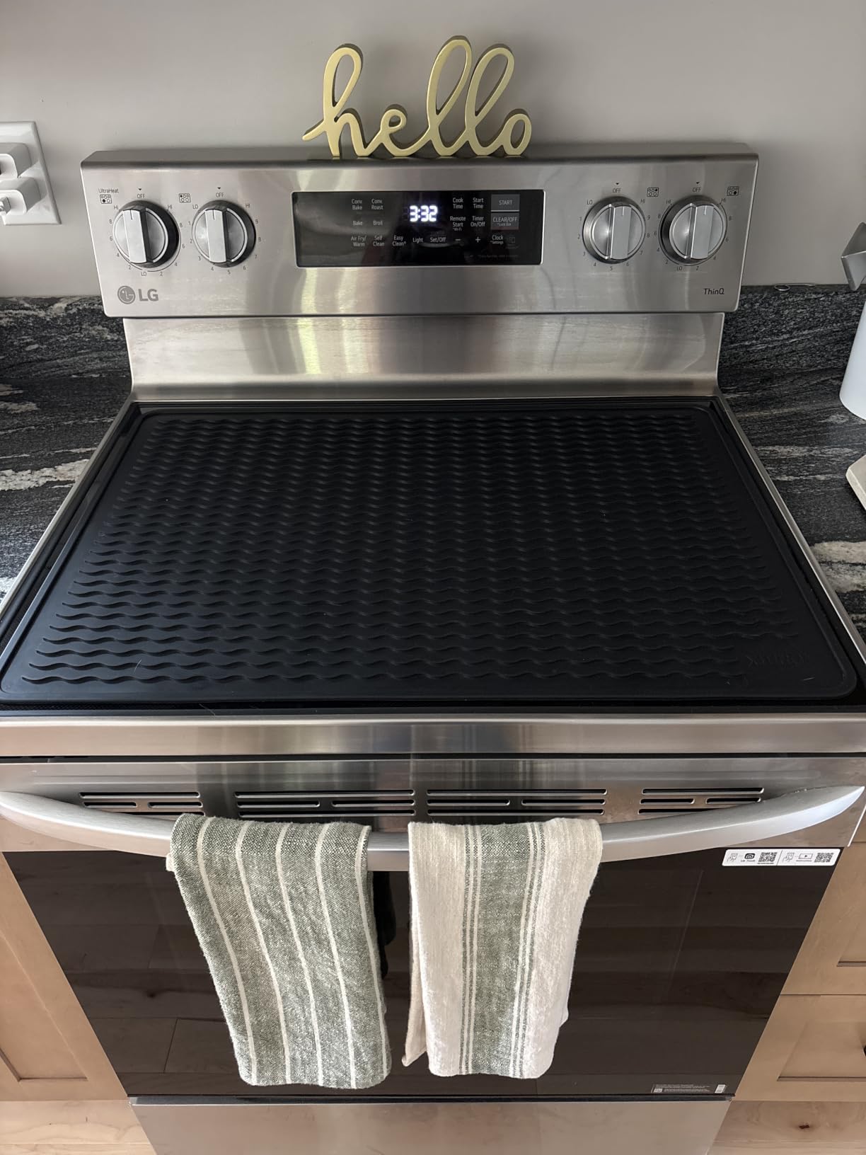 XiFEO Stove Top Covers for Electric Stove, Silicone Stove Mat for Glass Top, Glass Stove Top Cover Protector, Cooktop Protector, Heat Resistant Multi-Functional Range Top Covers Mat, Oven Cover customer photo 2