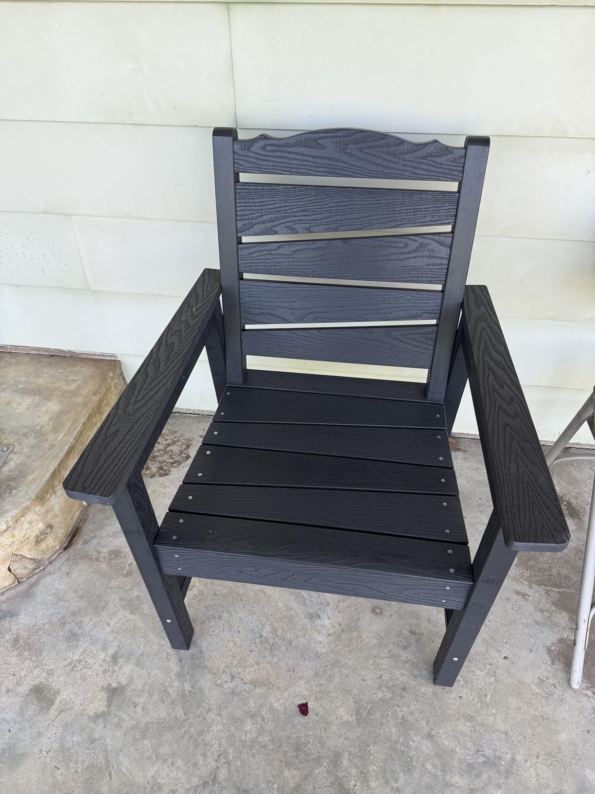 Weatherproof Patio Chair, Poly Lumber Outdoor Patio Chairs with Ergonomic Curved Seat, 400lbs Capacity Outdoor Dining Chairs for Garden, Porch, Lawn & Backyard, White customer photo 1