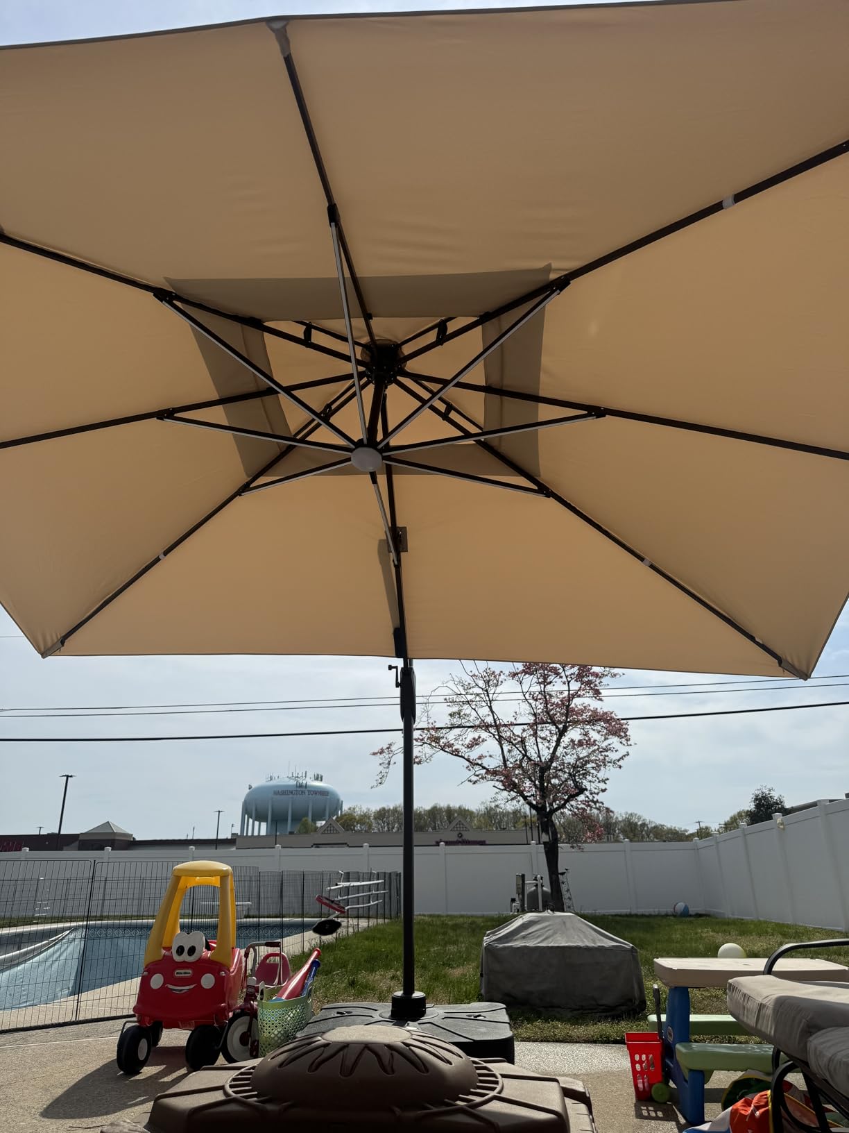 10 X 13 FT Cantilever Outdoor Patio Umbrella with LED Lights customer photo 1