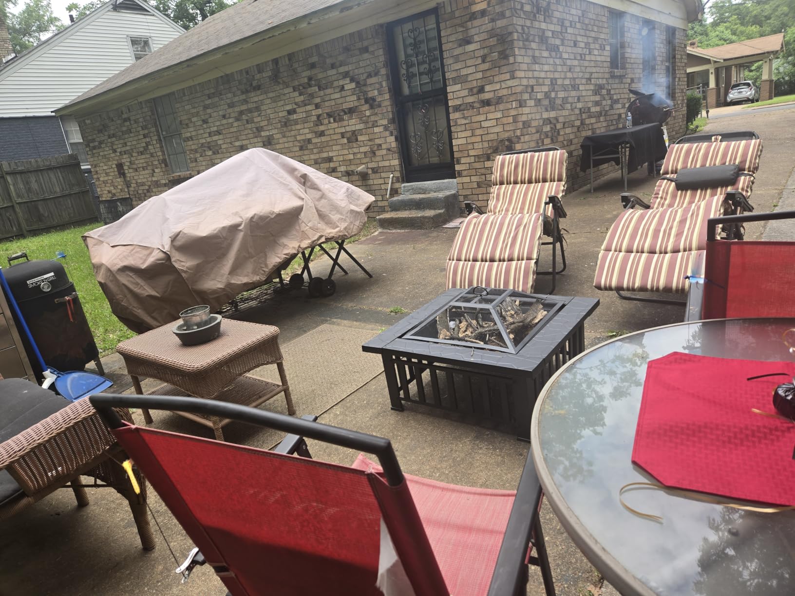 EcoNook 32 inch Square Outdoor Fire Pit Table with Spark Screen customer photo 2