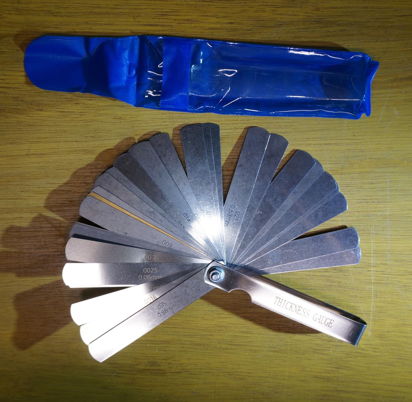 Feeler Gauge Set Stainless Steel Thickness Gauge 32 Blades customer photo 2