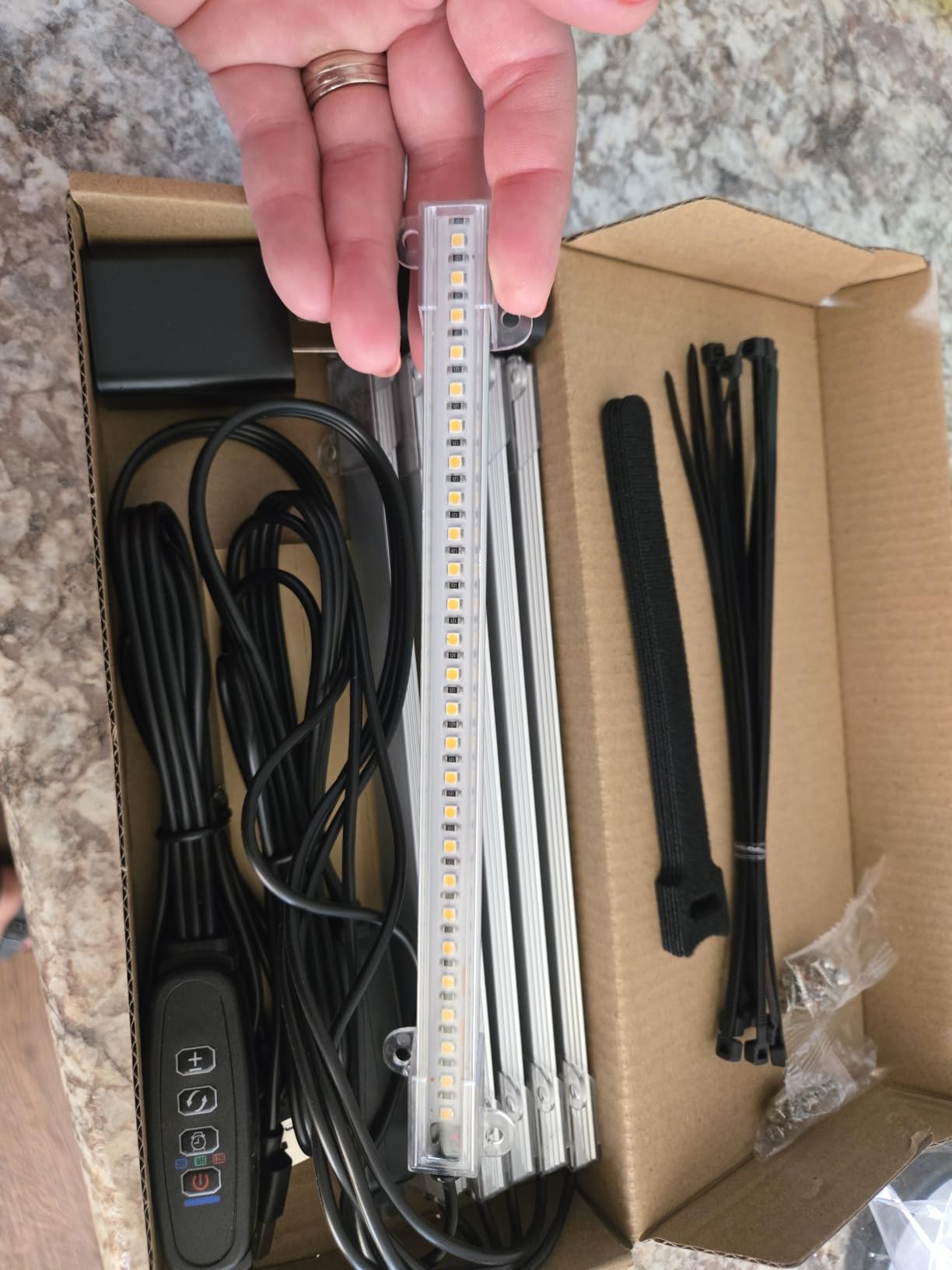 8.6'' Mini LED Grow Light Strips, Full Spectrum 3000K, 52 LED Plant Light with 3/9/12H Timer, 10 Dimmable Levels for Seedling, Succulent and Plant Shelf, 2 Head customer photo 1