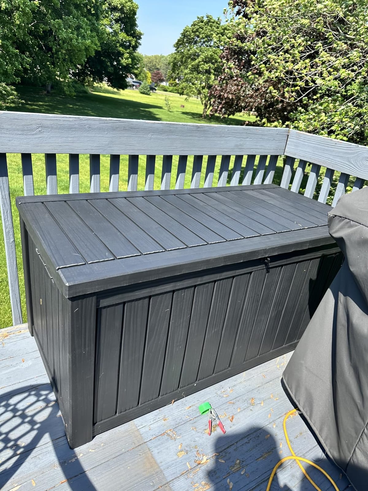 Outdoor Storage Box 150 Gal Waterproof Deck Box Lockable Black customer photo 2