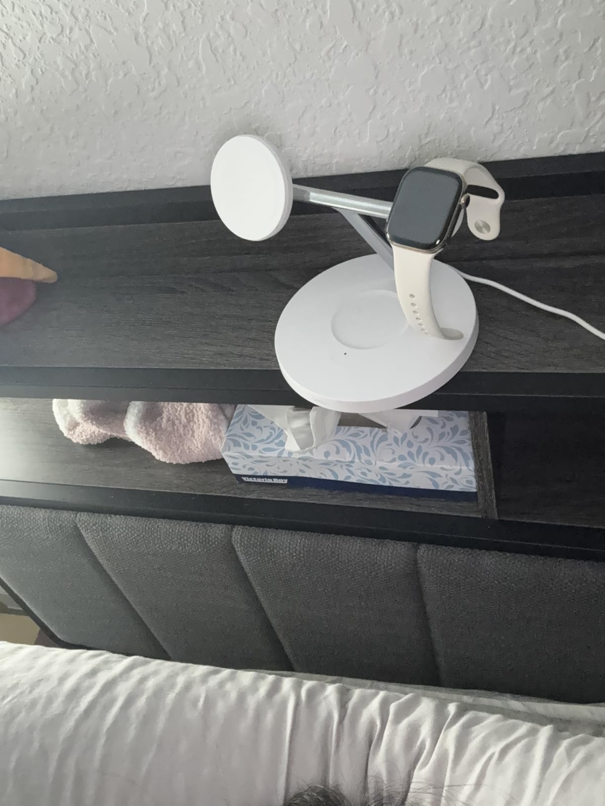 Belkin Qi2 15W Wireless Charging Station, 3 in 1 iPhone Charger customer photo 1