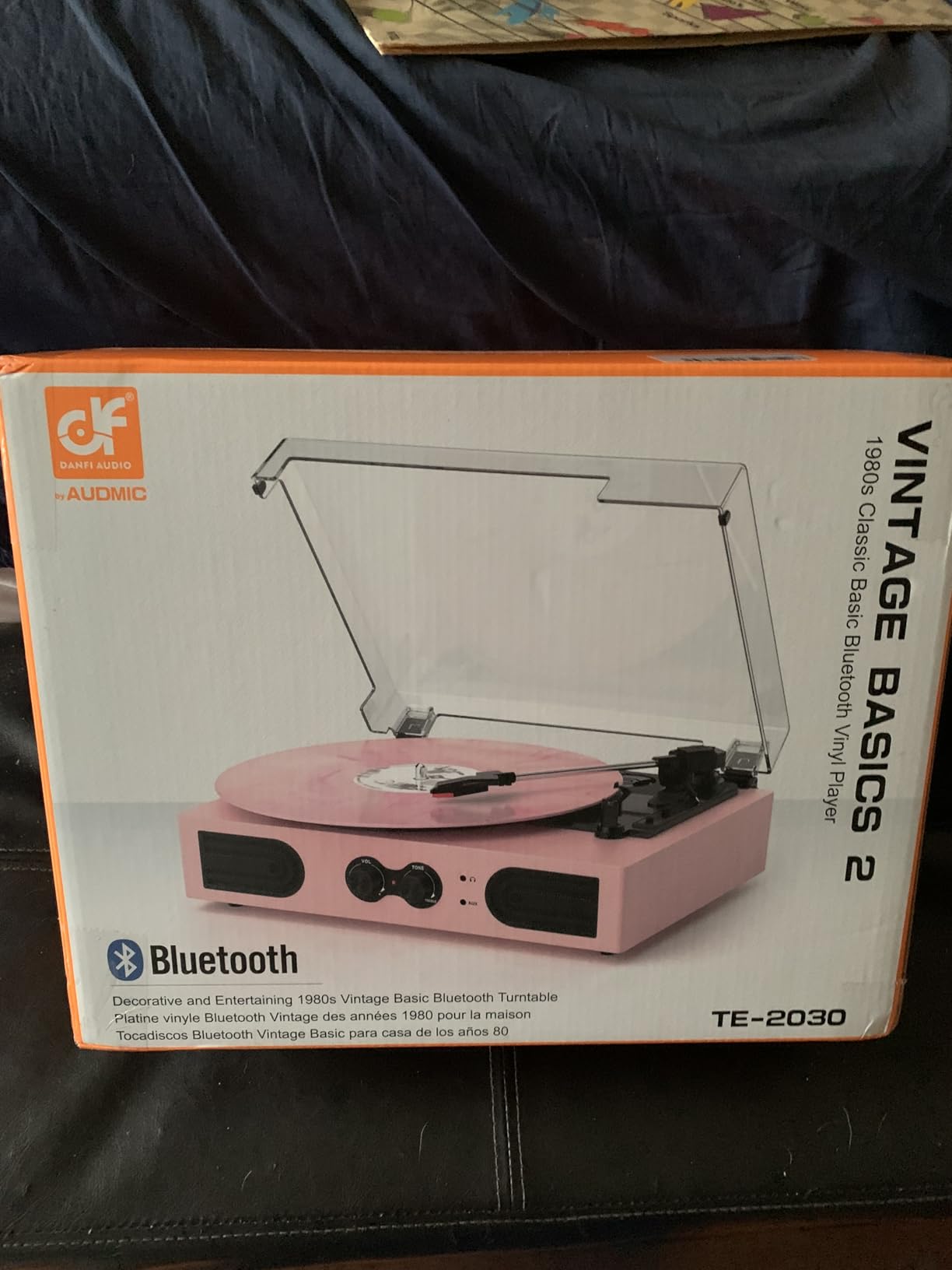 Vinyl Record Player with Stereo Speakers, Bluetooth in & Bass Control, Pink customer photo 1