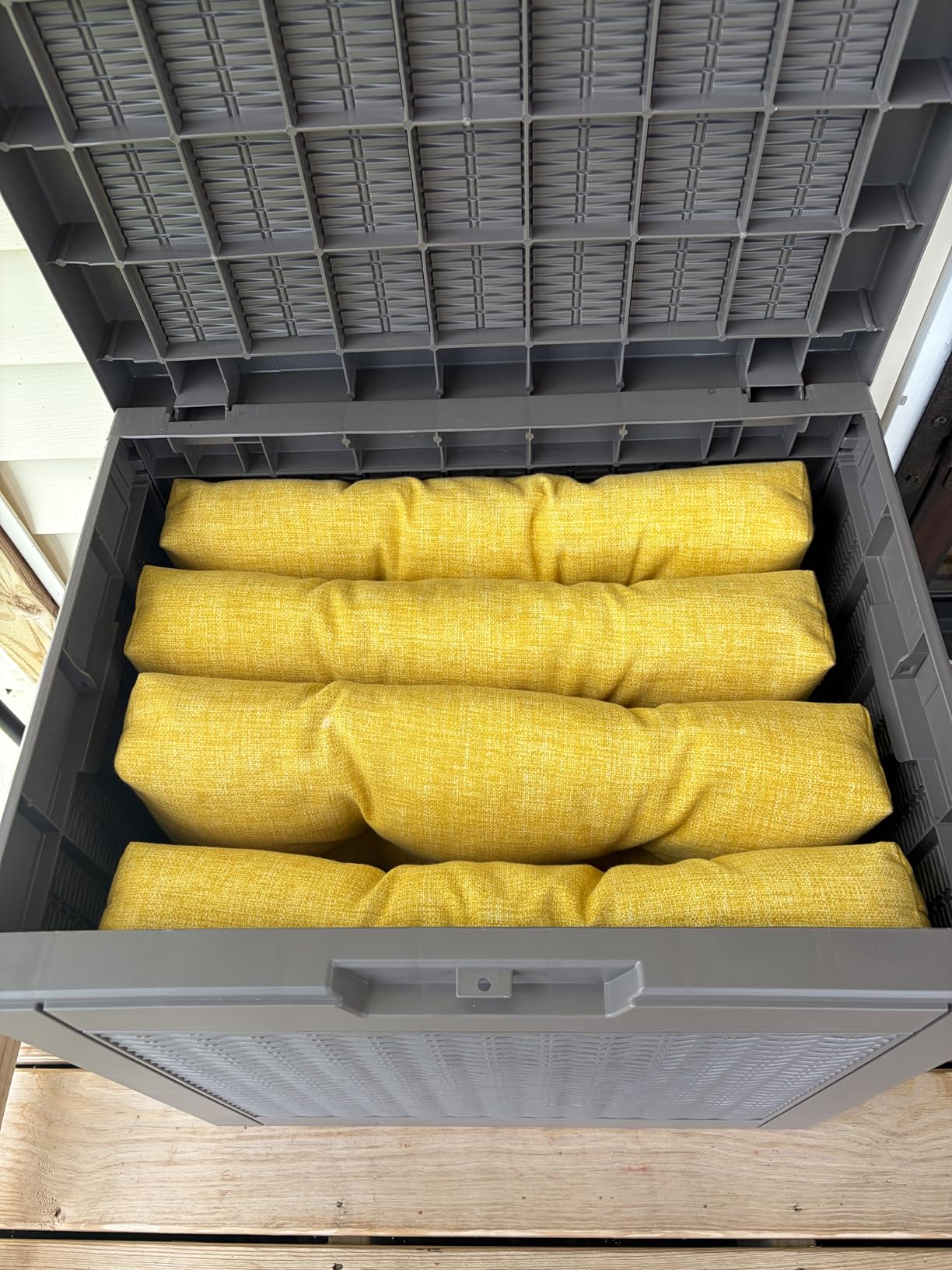 YITAHOME 80 Gallon Outdoor Storage Box customer photo 1