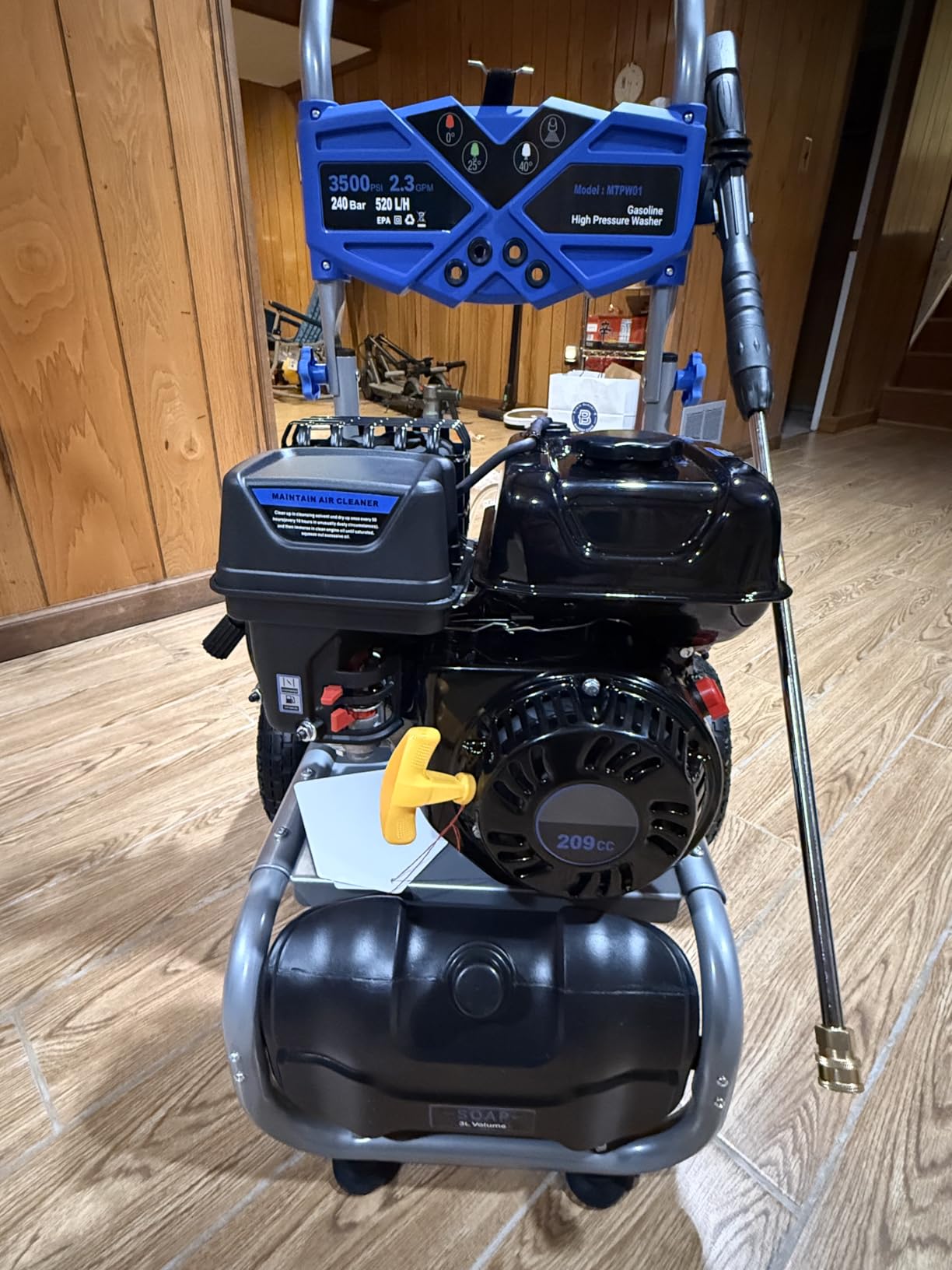Gas Powered Pressure Washer 3500 PSI - 2.3 GPM Heavy Duty High Power Washer,209CC 7HP Engine with 25Ft Pressure Hose, Axial Aluminum Pump, Soap Tank, 4 Quick Connect Nozzle (Blue) customer photo 2