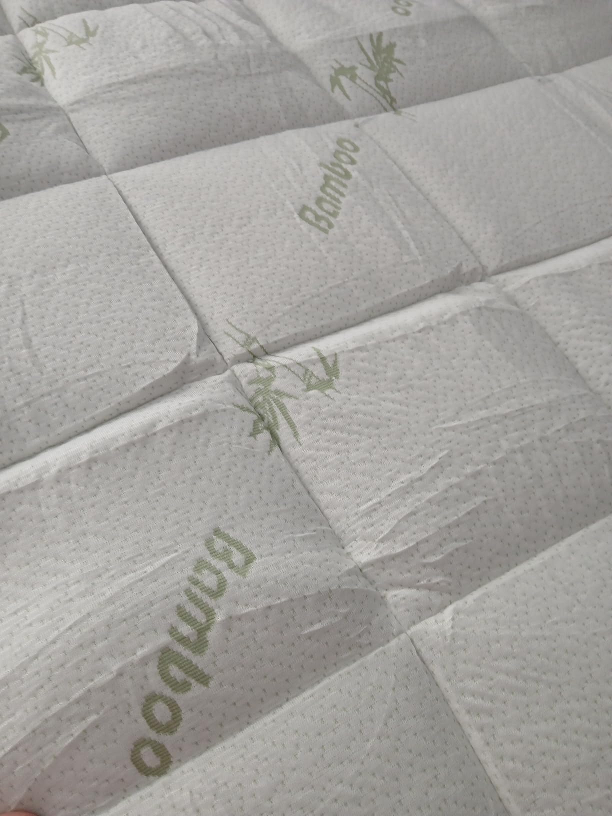 Cooling Mattress Topper Queen – Extra Soft Pillow Top Mattress Pad, Breathable Viscose Made from Bamboo Mattress Protector for Back Pain Relief, Deep Pocket Cover Fits 8–21 Inch customer photo 2