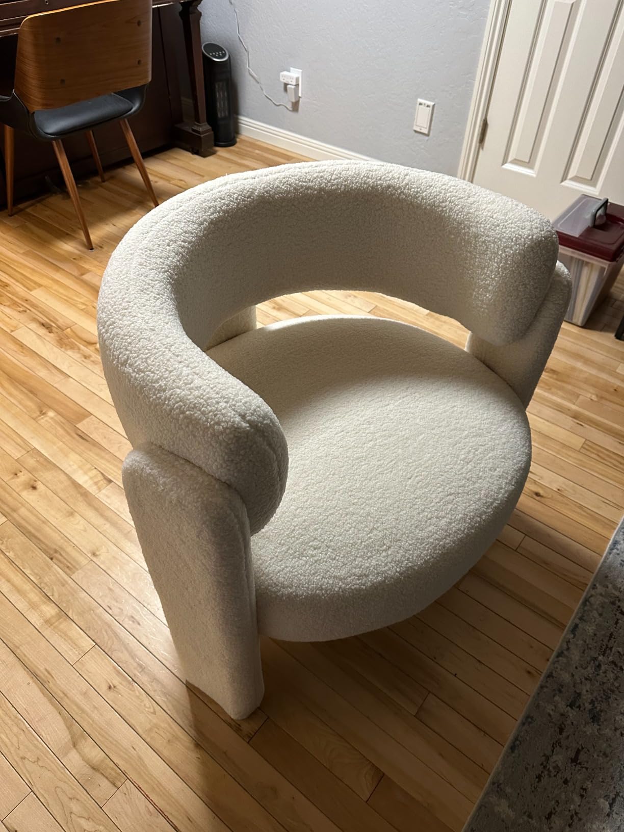 COLAMY Modern Velvet Accent Chairs Set of 2, Upholstered Barrel Chairs, Comfy Side Arm Chairs with 3 Legs for Living Room, Bedroom, Reading, Khaki customer photo 2