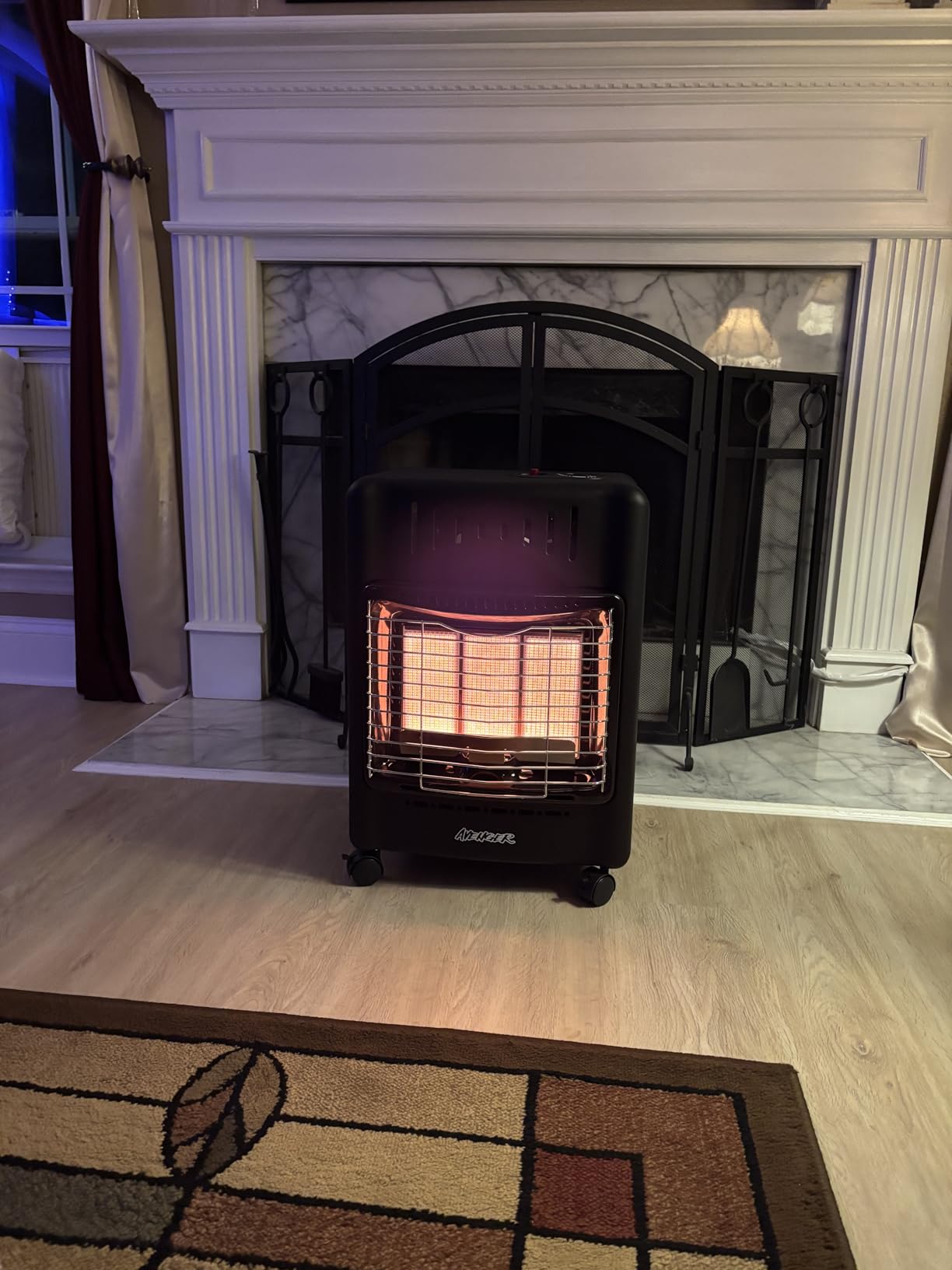 Avenger Portable Outdoor Propane Cabinet Heater – 18,000 BTU Radiant Gas Heater with Tip-Over & ODS Safety Shut-Off - Model # 22BF-A00 customer photo 1