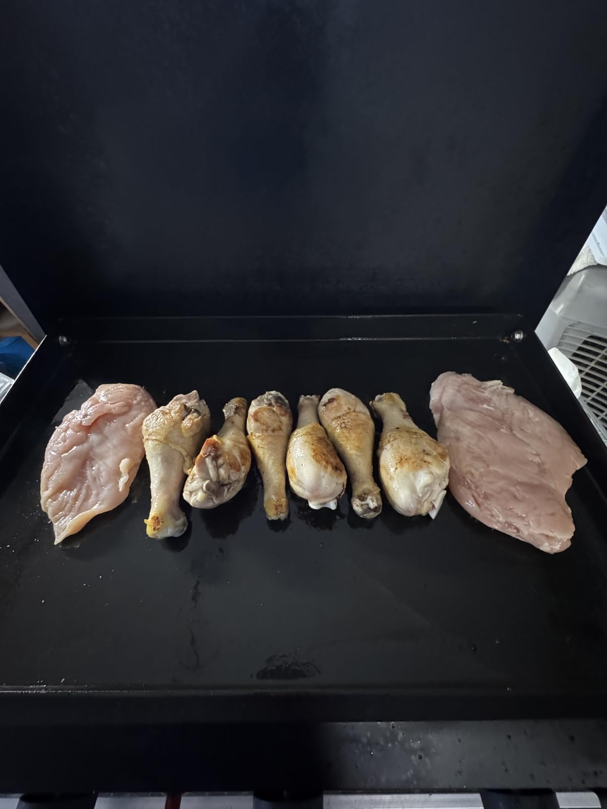 SKOK 2 Burner Outdoor Tabletop Gas Griddle with Hood, Flat Top Grill customer photo 1