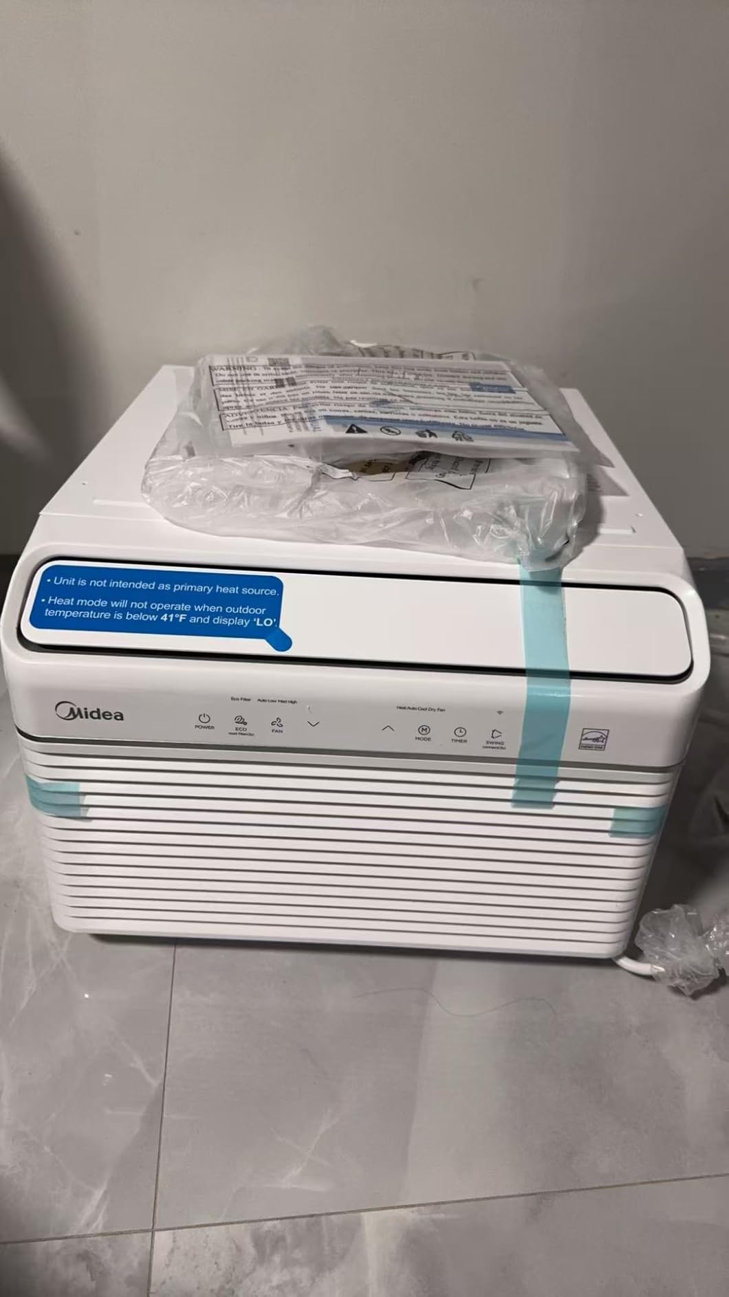 Midea 12,000 BTU Window Air Conditioner with Heat, 550 Sq Ft customer photo 1