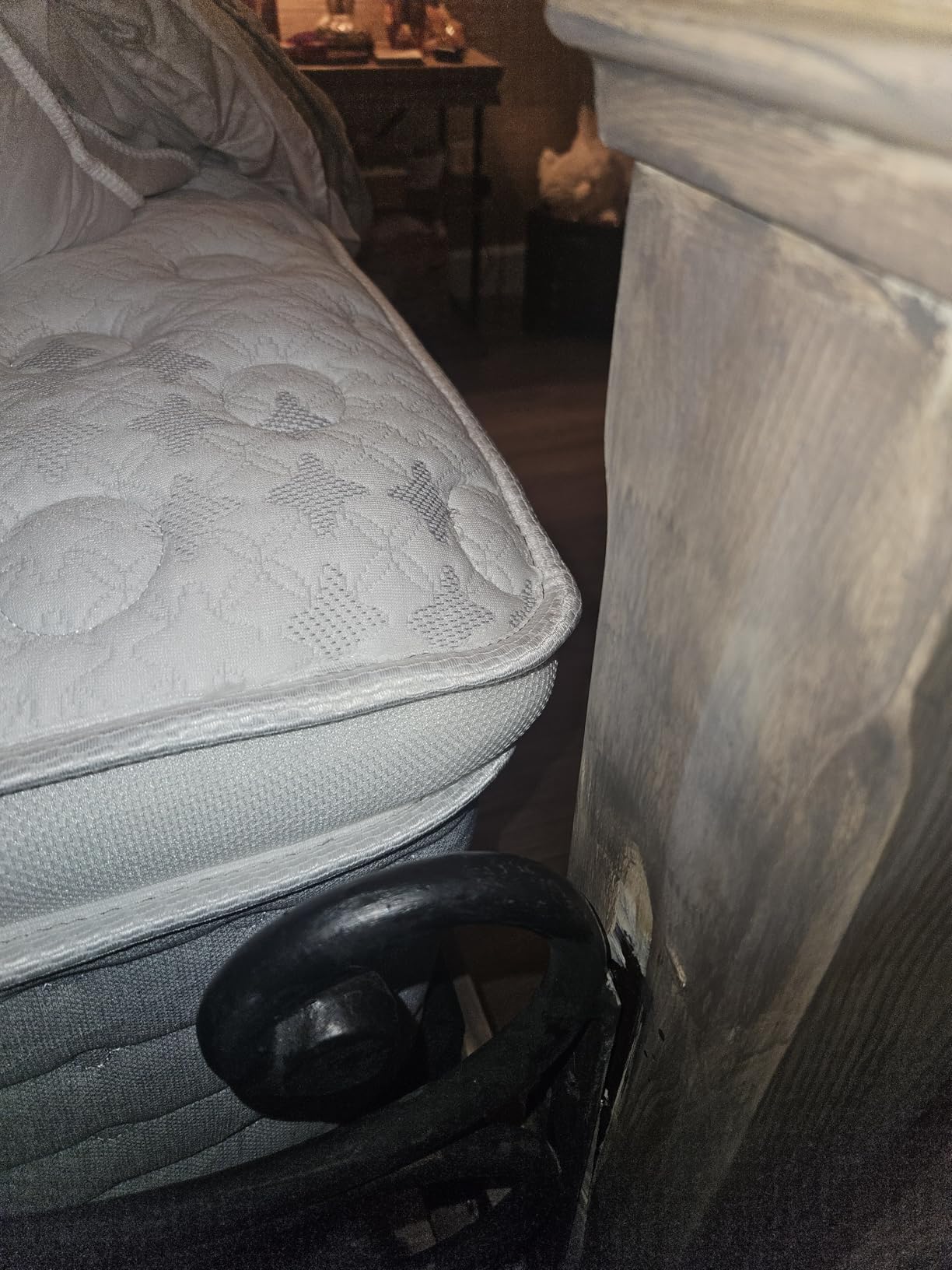 Sleepmax Extra Firm Queen Mattress 14 Inch, Hybrid Mattress Pain Relieving customer photo 2